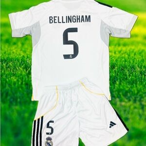 YOUTH Jude Bellingham #5 Adidas Soccer Jersey Kids Kit Jersey + Shorts (MEDIUM)
